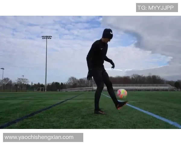 提升足球明星球感的训练方法与技巧分享