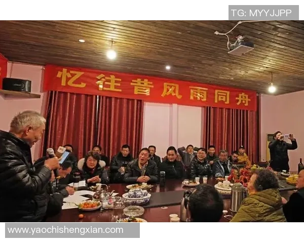 退役足球明星重聚一堂共忆辉煌岁月与激情瞬间